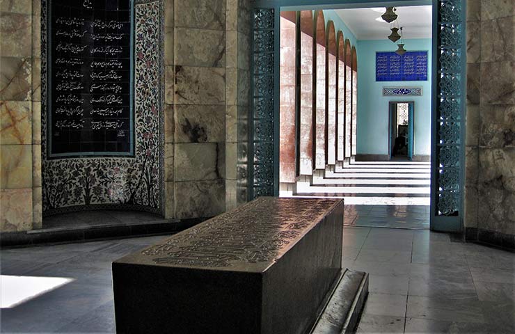 سنگ قبر سعدی 