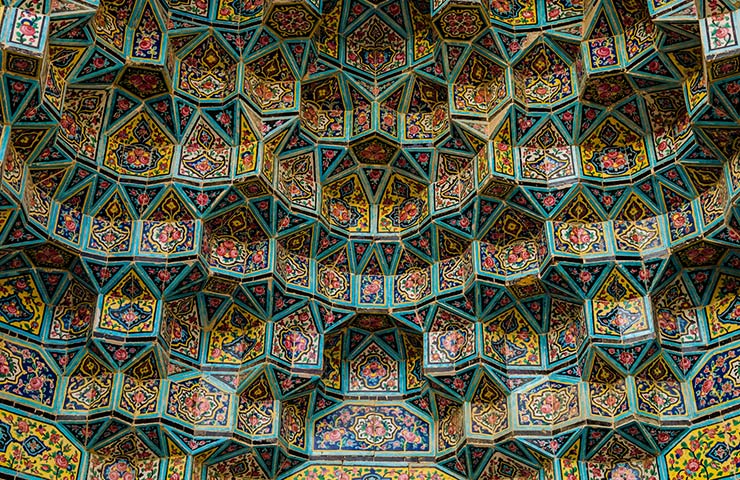 مقرنس کاری های مسجد مشیر شیراز