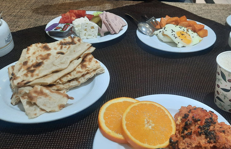 صبحانه هتل گسترش تبریز