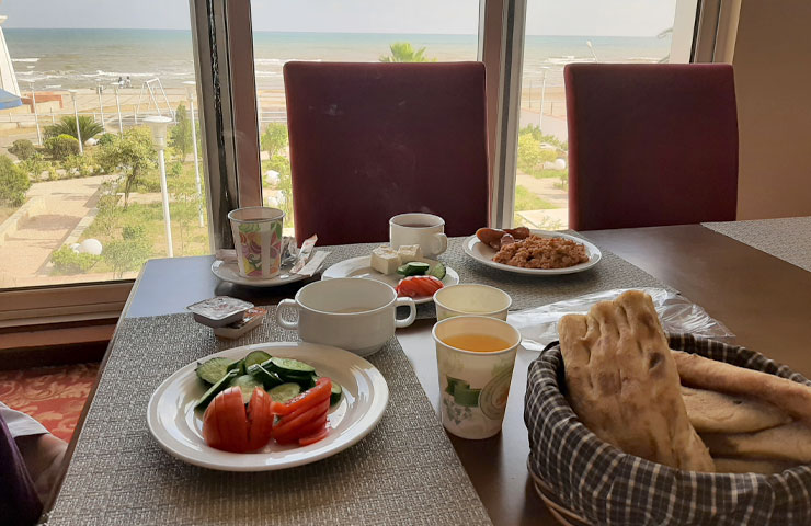 صبحانه هتل باران ایزدشهر