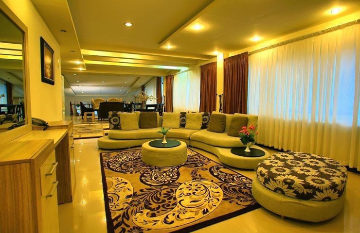 لابی هتل‌ آپارتمان اکسین محمودآباد