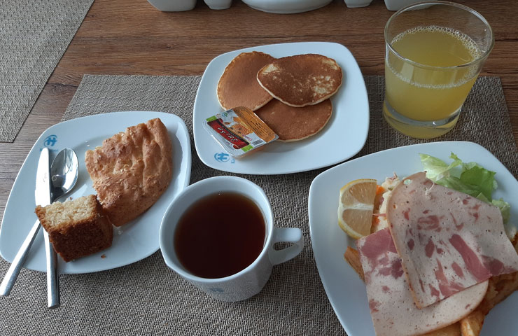 صبحانه هتل بین‌المللی کیش